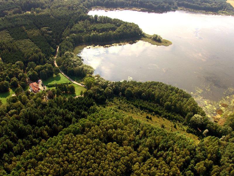 Hotel Ksiezycowy Dworek คัทเซิร์น ภายนอก รูปภาพ